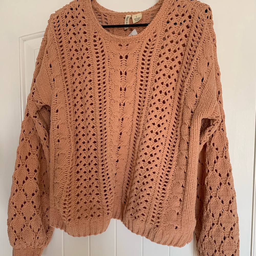Pink, chunky Sky and Sparrow sweater, size small